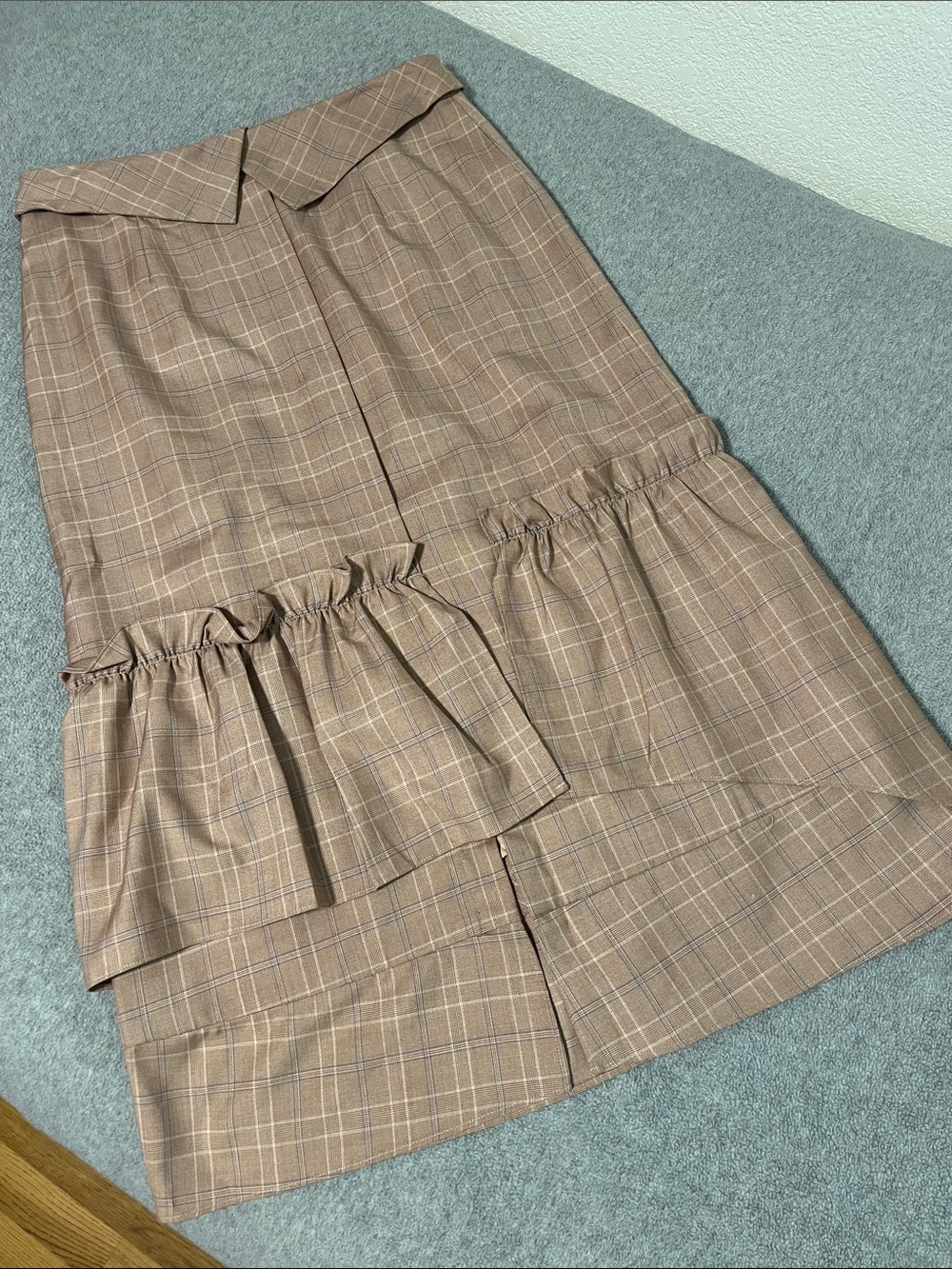 Bellenista Midi Plaid Skirt Large Ruffle Office Career Preppy Academia Kawaii